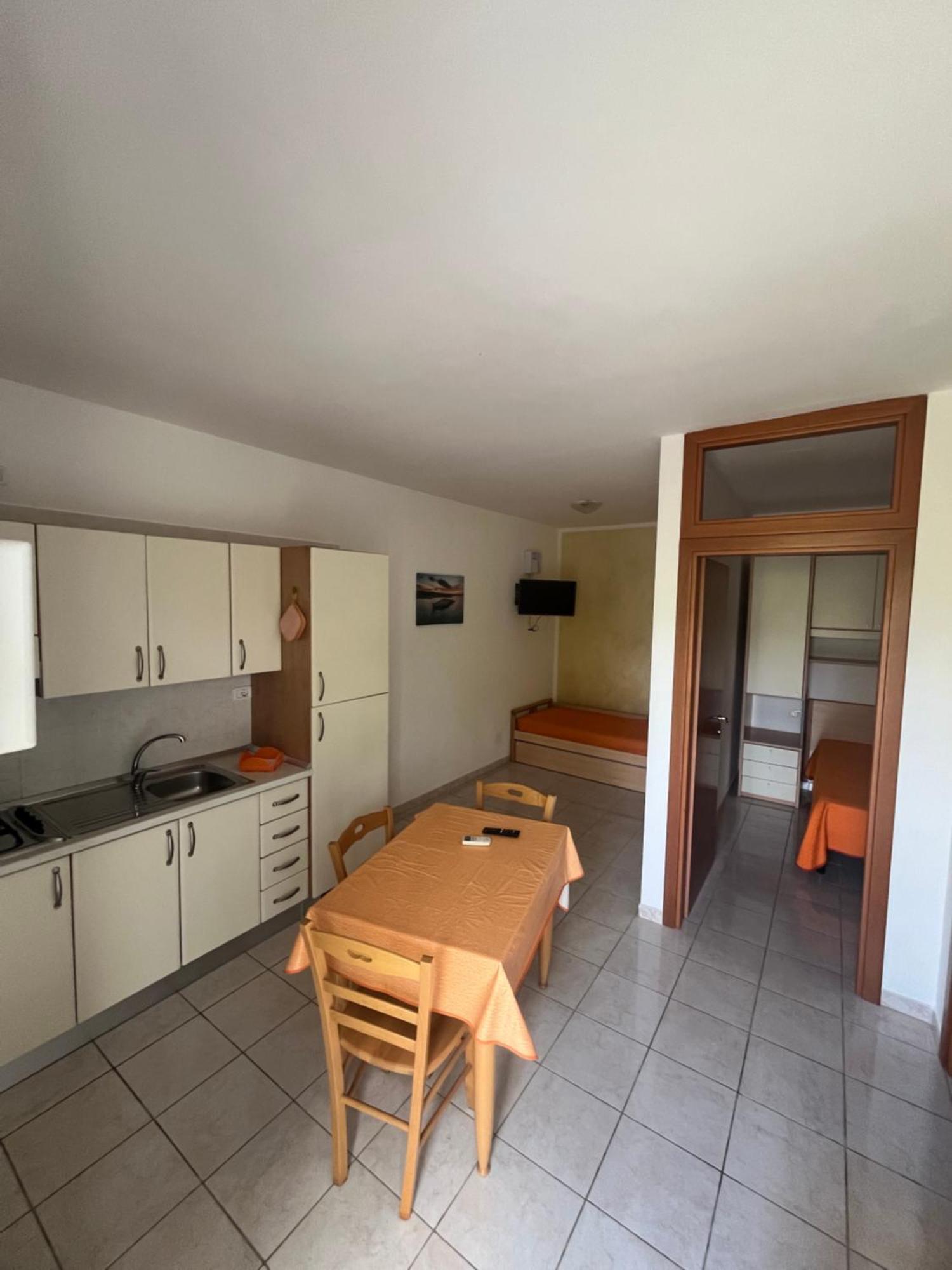 Villa Angela Case Vacanza В'єсте Екстер'єр фото