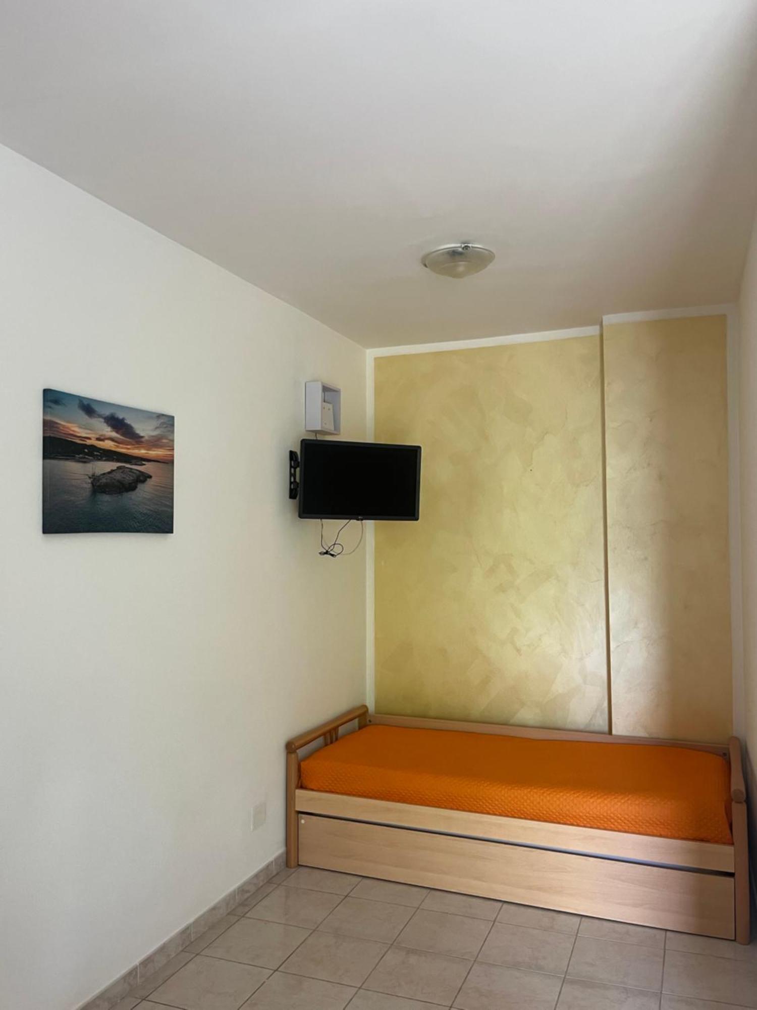 Villa Angela Case Vacanza В'єсте Екстер'єр фото