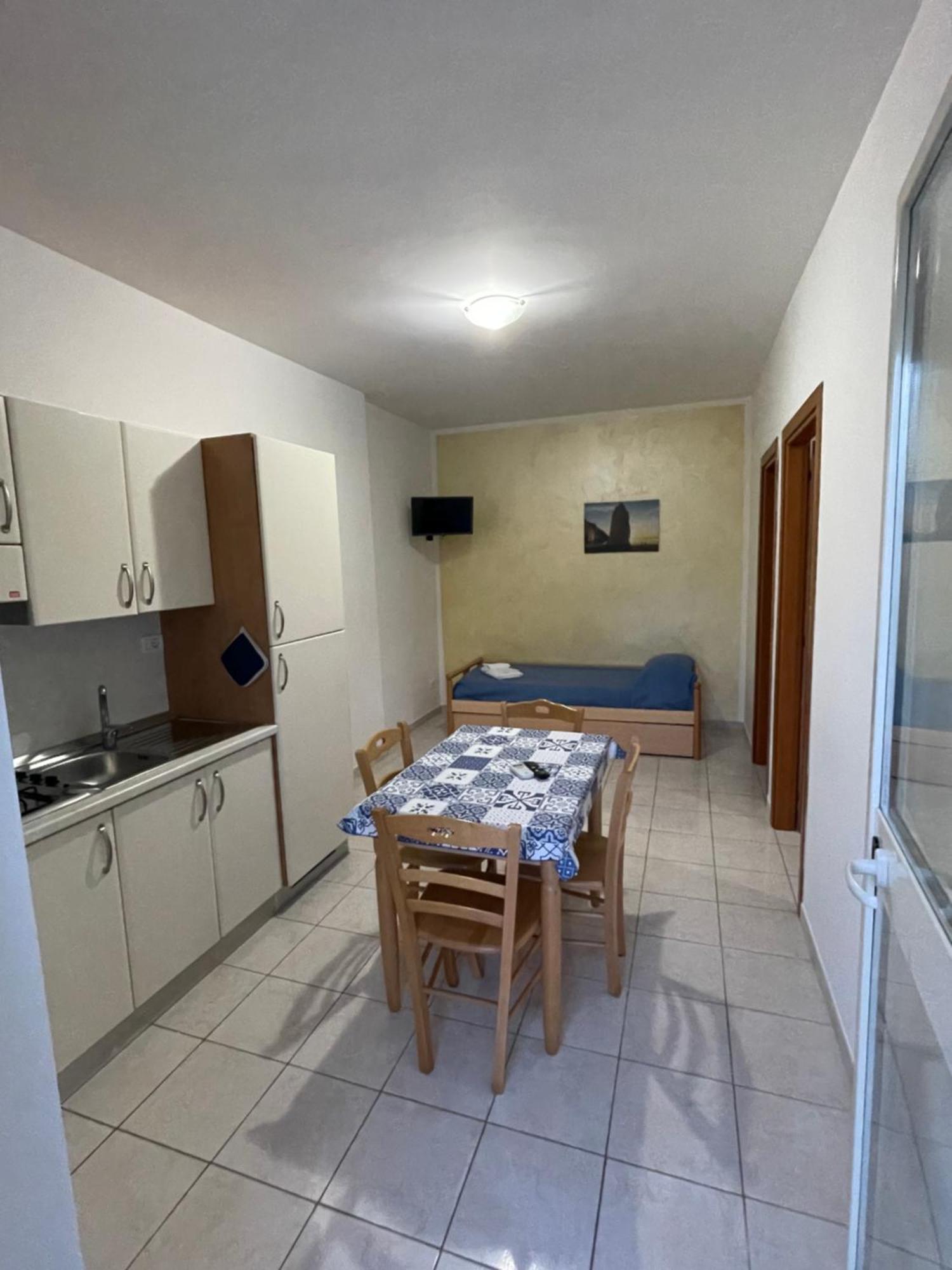 Villa Angela Case Vacanza В'єсте Екстер'єр фото